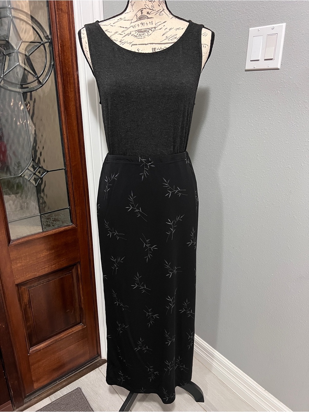 VTG 2000 GAP Black Botanical Maxi Skirt Size M Leaf Twig Pattern Whimsygoth